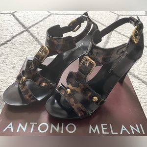 EUC ANTONIO MELANI ANIMAL PRINT HEELS